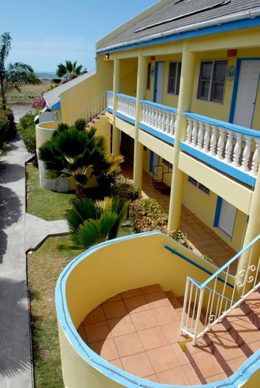 Anchorage Inn Dickenson Bay Exterior photo