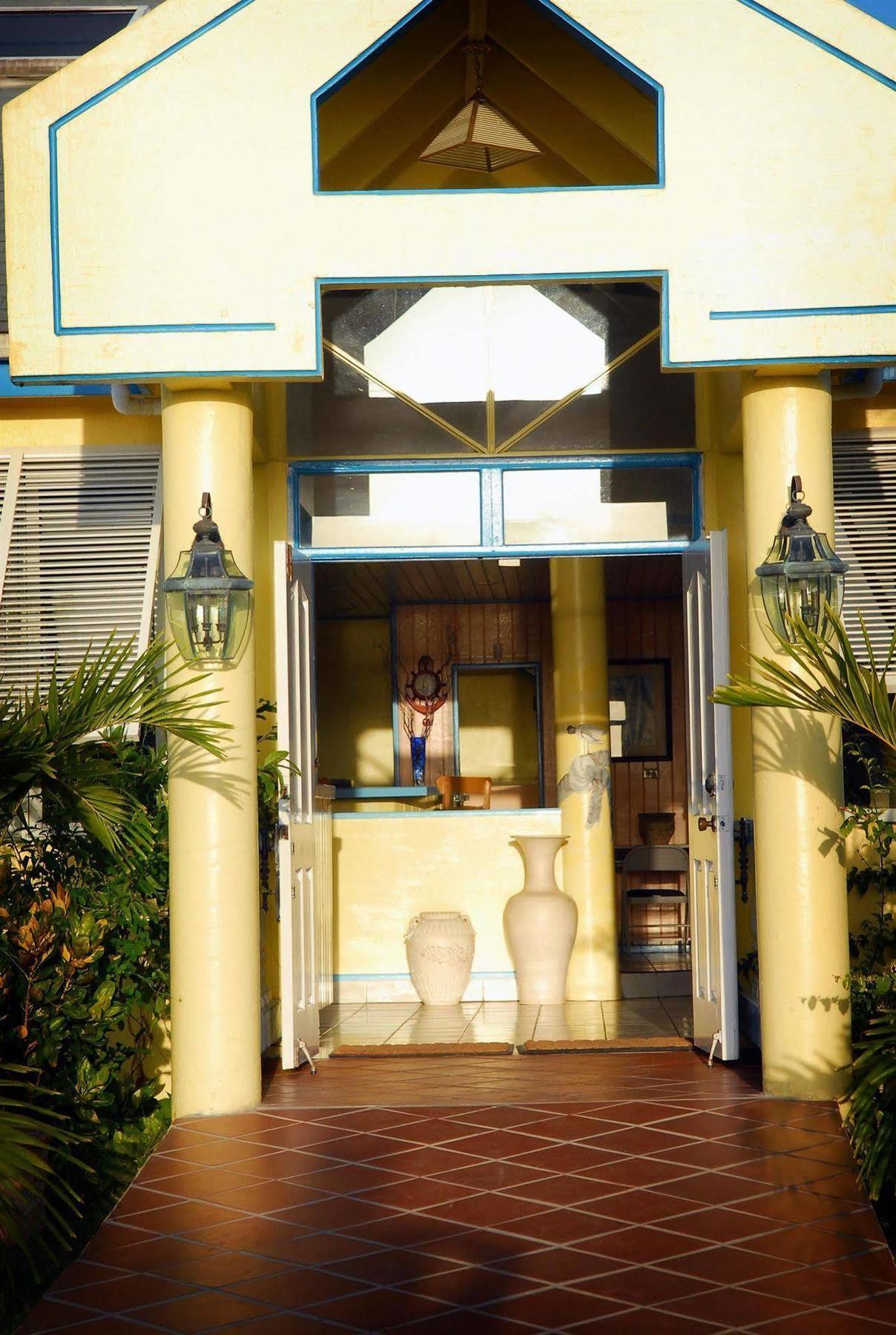 Anchorage Inn Dickenson Bay Exterior photo